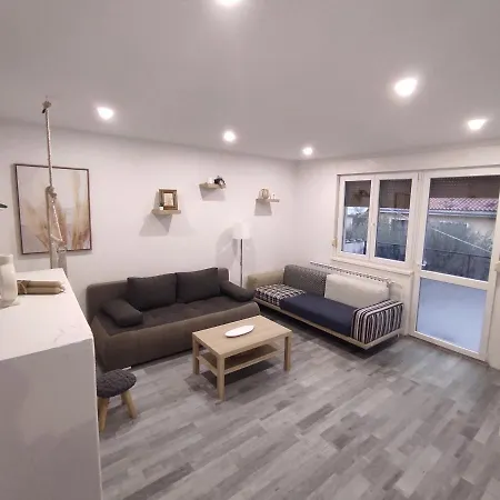 The Loft Apartment *